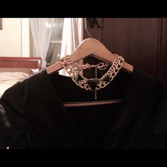 Vintage Gold Chain Necklace with Black Triangle - Picture 2 of 4