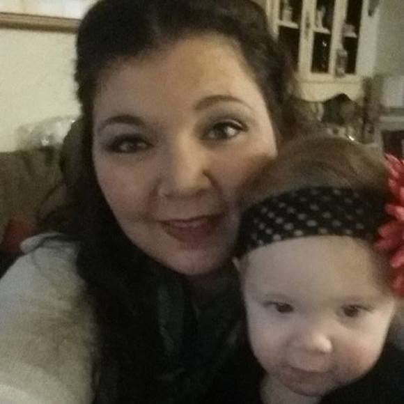 Meet your Posher, Carol - Picture 1 of 1