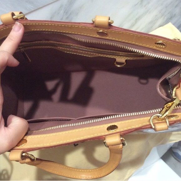 Authentic LV Brea MM - Picture 2 of 3