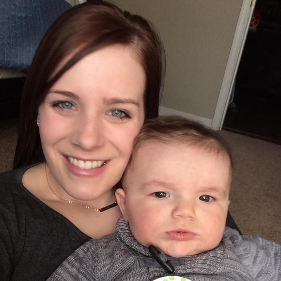 Meet your Posher, Hannah