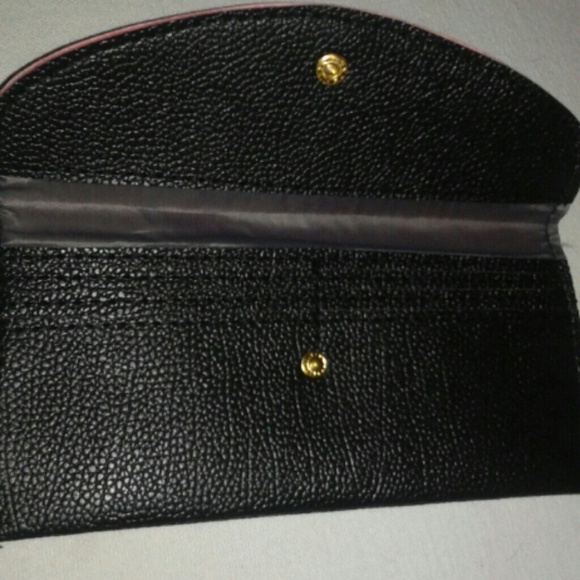 Black Wallet - Picture 2 of 4