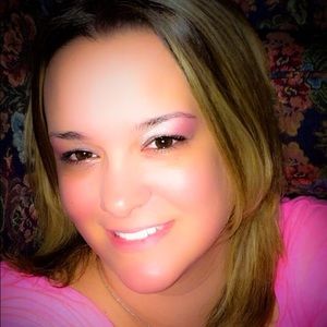 Meet your Posher, Kasie