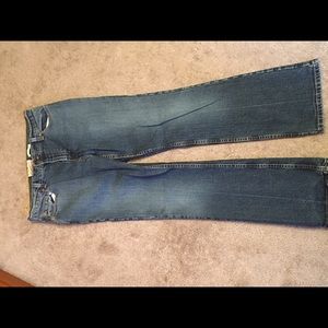 Old Navy Boot Cut Stretch Jeans 💙