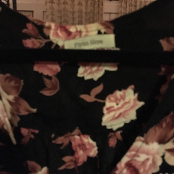 Flynn Skye floral dress - Picture 2 of 4