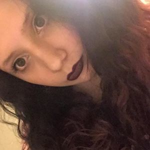 Meet your Posher, Alisha