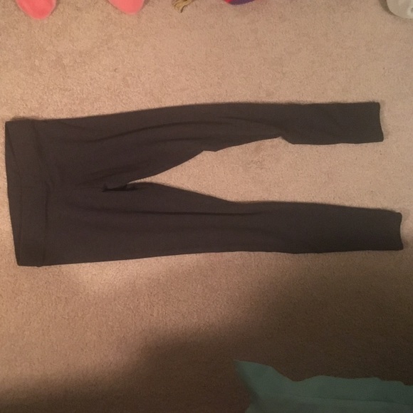 American Eagle hi-rise grey full length leggings