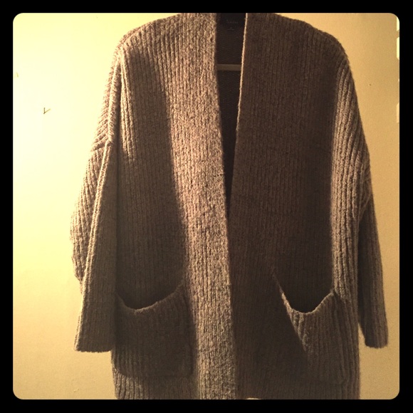 NASTY GAL cozy grey sweater !