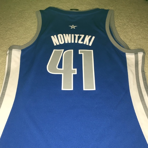 ✨SOLD Ⓜ️✨Addidas Sz M Dallas Mavericks jersey - Picture 2 of 3