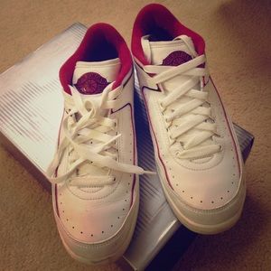Air Jordan 2 retro low