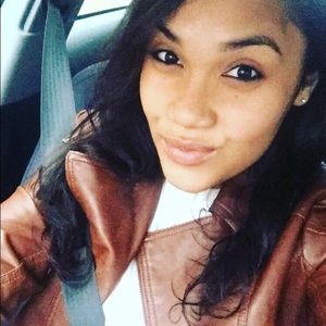 Meet your Posher, Kimberly