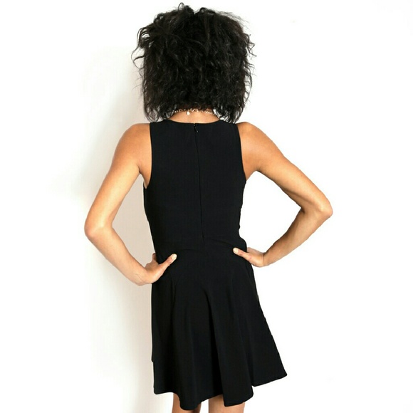 NWT Fit And Flare Little Black Dress SMALL - Picture 3 of 4