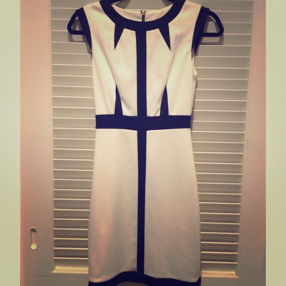 ABS by Allen Schwartz Shift Dress