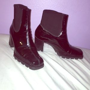 Black booties, good condition