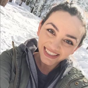 Meet your Posher, Vanessa