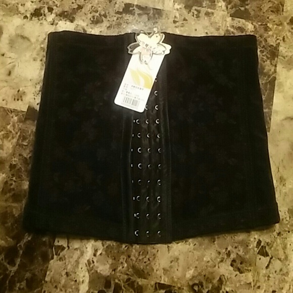 Waist trainer