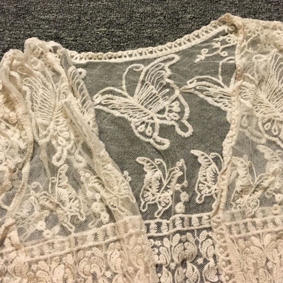 Lace top - Picture 2 of 2
