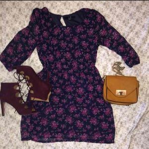 Flowy Floral