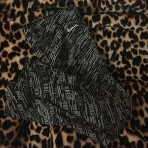Nike leggings