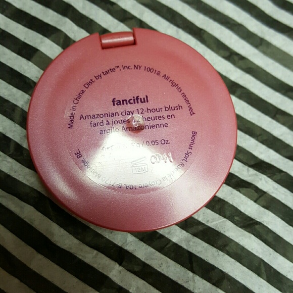 BN Tarte Makeup Kit **Final Reduction** - Picture 4 of 4