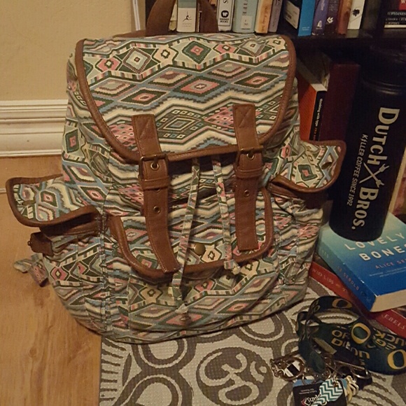 Candie's Patterned Backpack - Picture 2 of 4