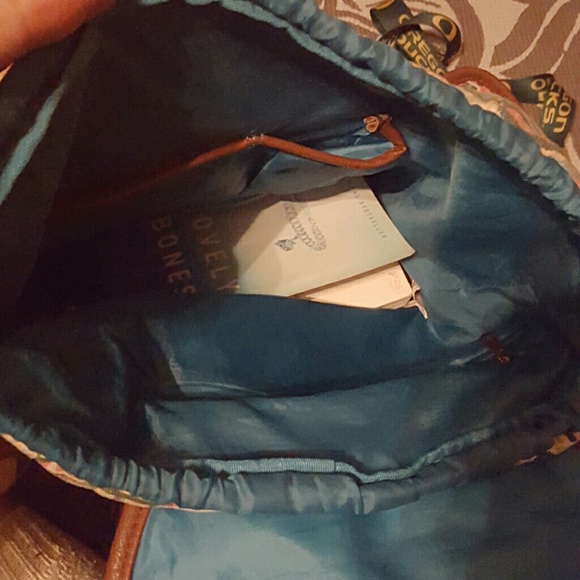 Candie's Patterned Backpack - Picture 4 of 4