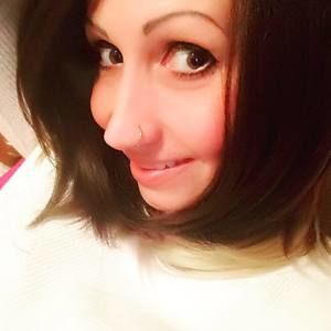 Meet your Posher, Leanne