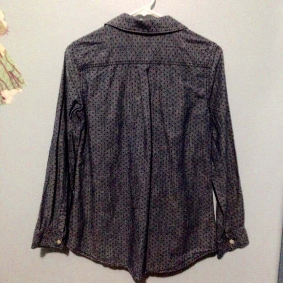 Nice Blue Button Down 👔 - Picture 4 of 4