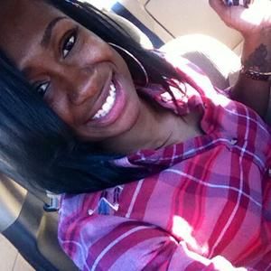 Meet your Posher, Aishah