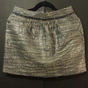 Gap skirt