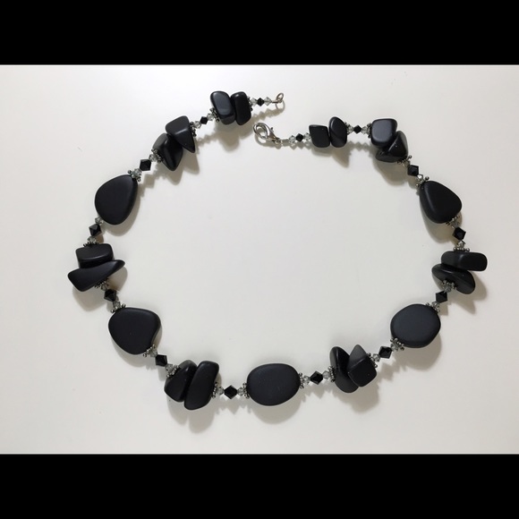 Necklace~black, smooth stones