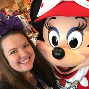 Meet your Posher, Courtney