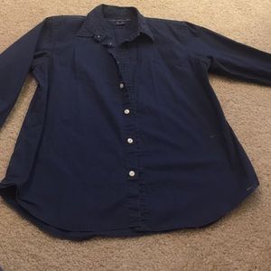 Long sleeve buttoned down shirt