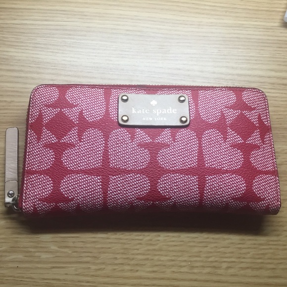 Red Kate spade wallet - Picture 1 of 4