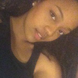 Meet your Posher, Tehya