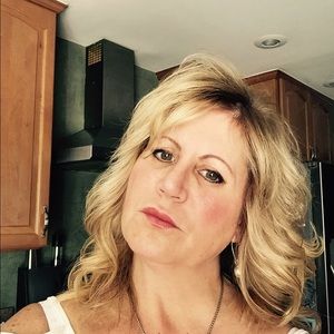 Meet your Posher, Karyn