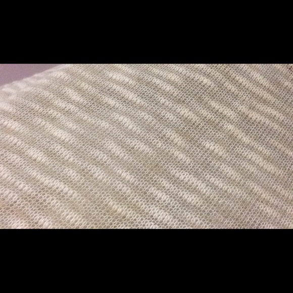 sleeveless floral hoodie shirt - Picture 2 of 4