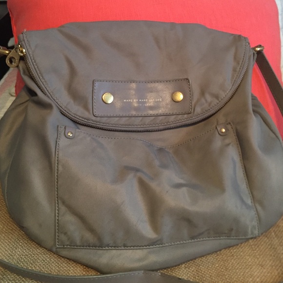 Marc by Marc Jacobs tan crossbody bag!