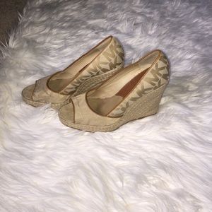 SOLD!!!! Michael Kors wedge