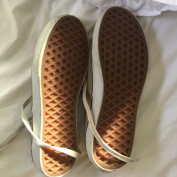 Vans - Picture 3 of 3