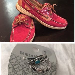Sperry boat shoes & Opal set of rings