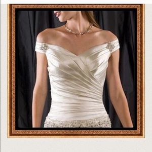 Alfred Sung Ivory wedding gown