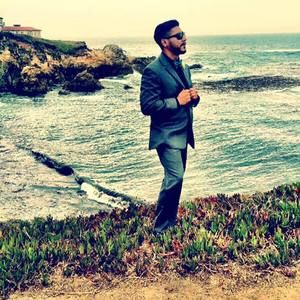 Meet your Posher, Carlos