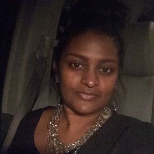 Meet your Posher, Bobbie