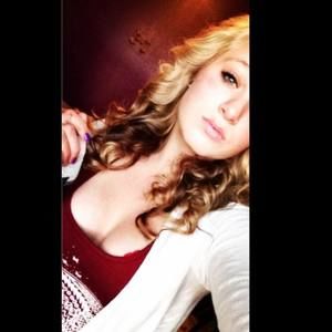 Meet your Posher, Daphney