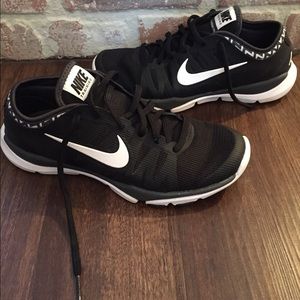 Nike Women's Flex Supreme TR 3 - BLACK