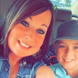 Meet your Posher, Dustee