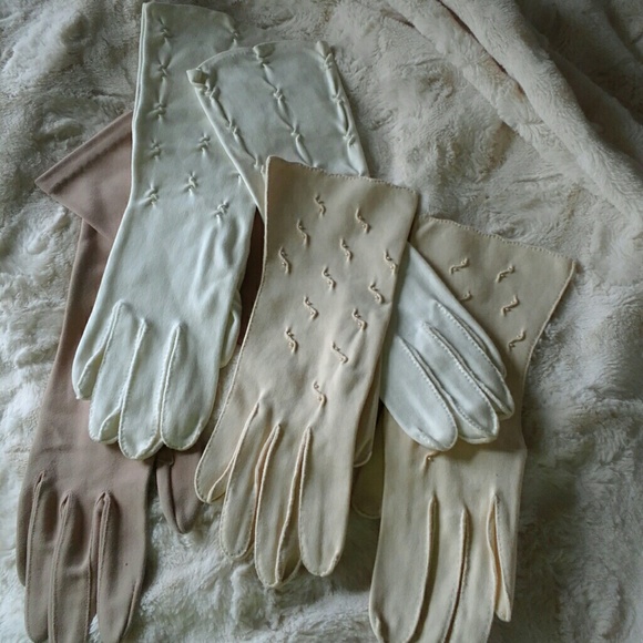 Vintage 3 pairs gloves long n short medium
