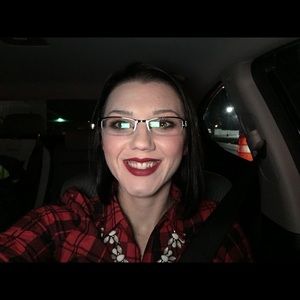 Meet your Posher, Samantha