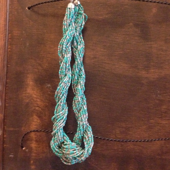 Turquoise Beaded Necklace - Picture 1 of 3