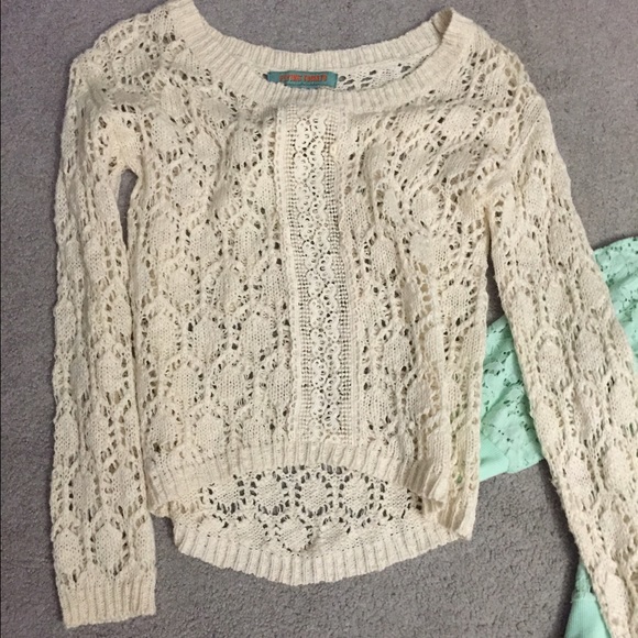 Bundle of 2 spring sweaters never worn - Picture 2 of 3